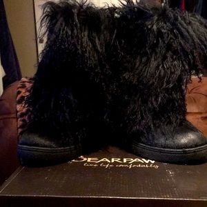 Womens Size 8 Bearpaw Boetis II Boots